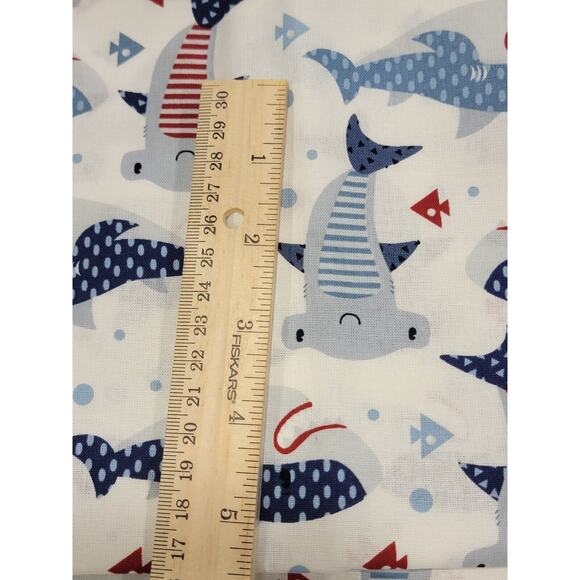 Cartoon Shark Great White Hammerhead Cotton Fabric 1 Yard 32 Inches New - Picture 7 of 7